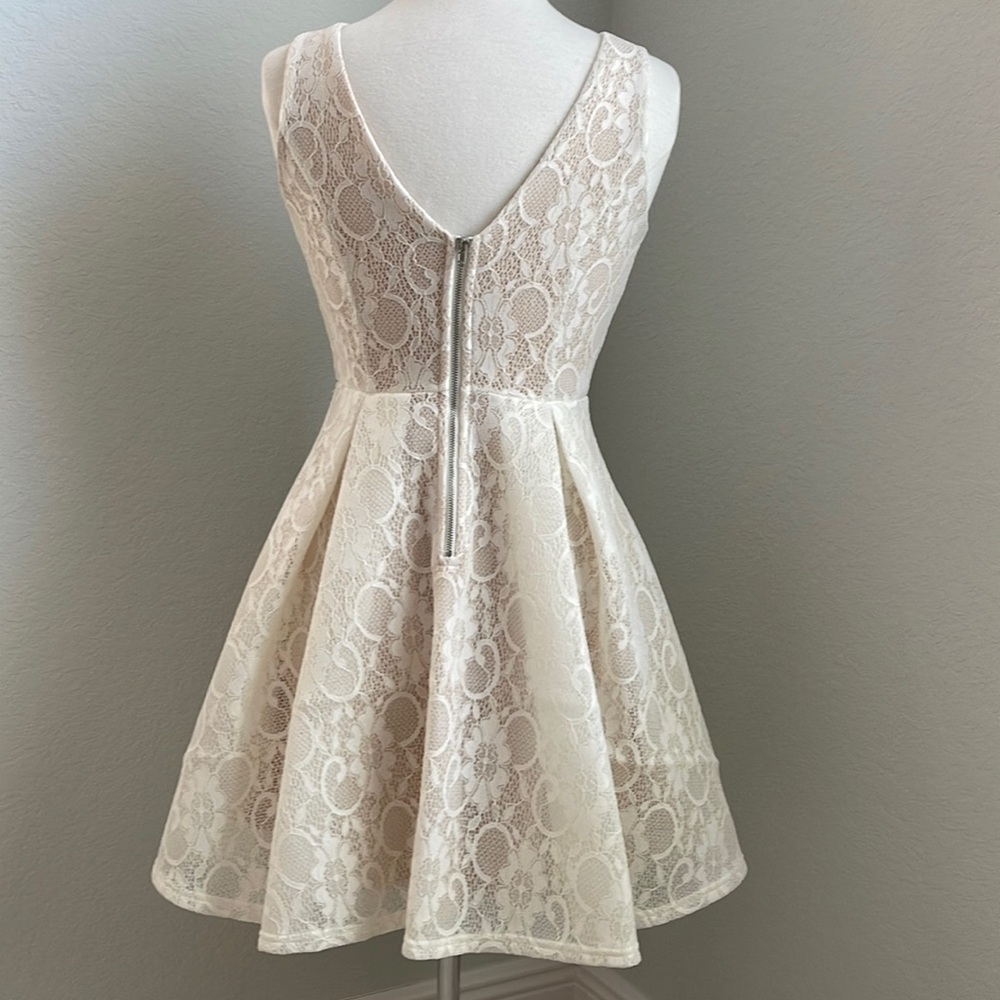 SOPRANO Fit & Flare Dress - Picture 5 of 15